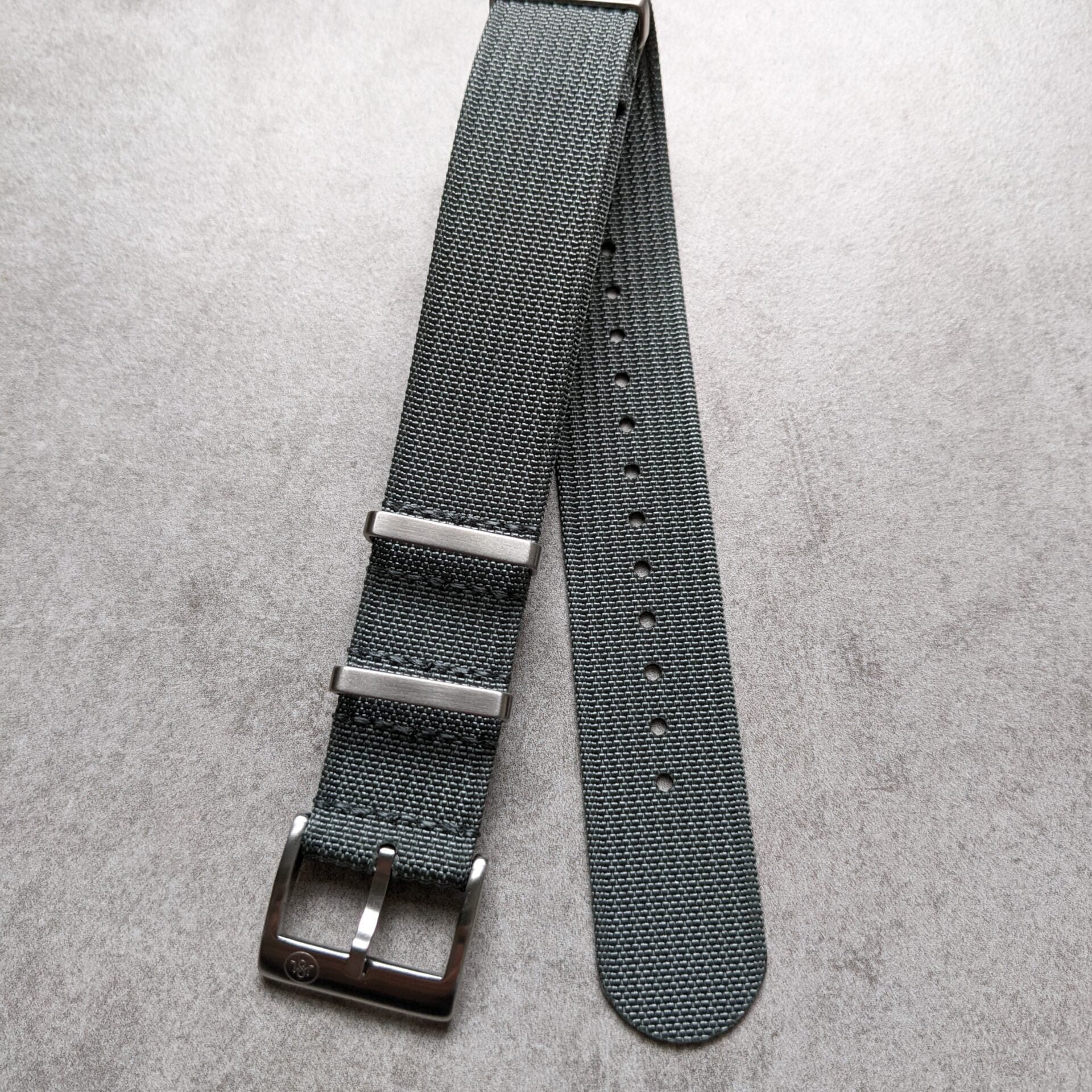 ribbed-grey-nato-strap