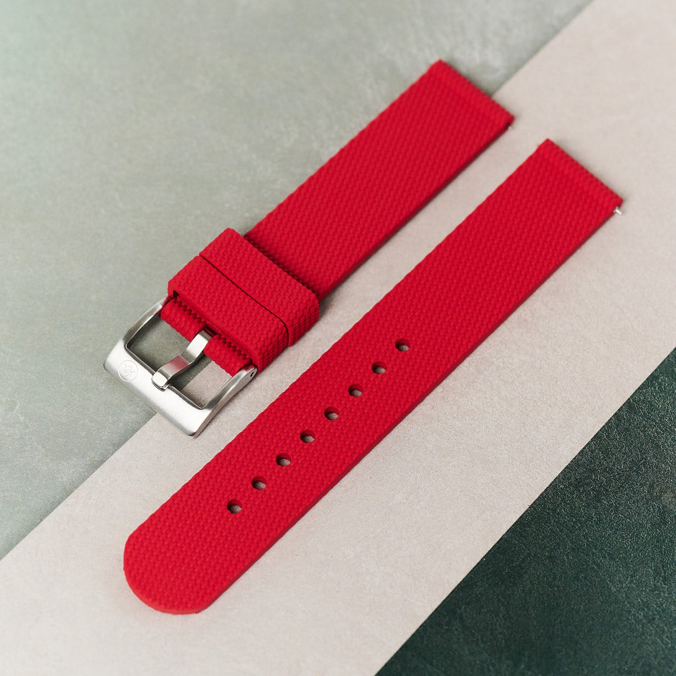 The Expedition Rubber Strap - Red - The Strap Tailor