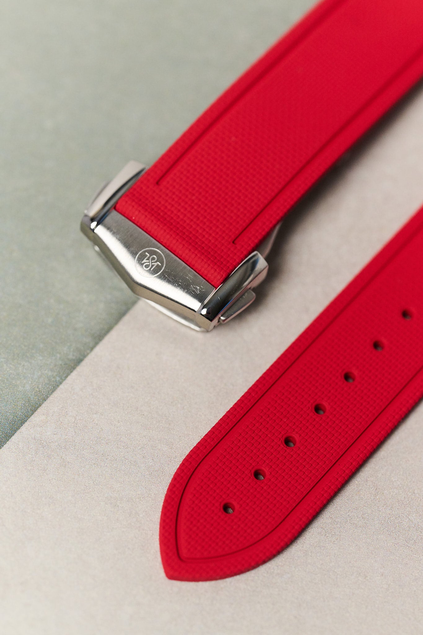 AquaFlex Rubber Deployant Strap - Red - The Strap Tailor