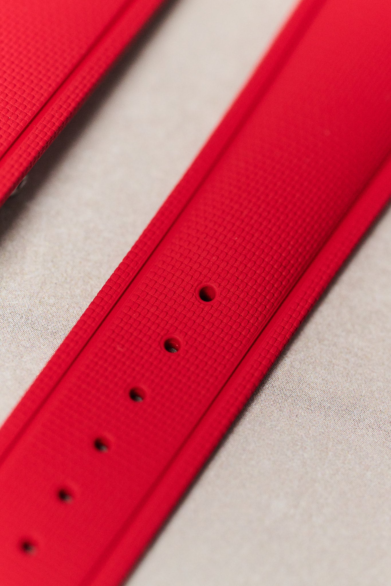 AquaFlex Rubber Deployant Strap - Red - The Strap Tailor