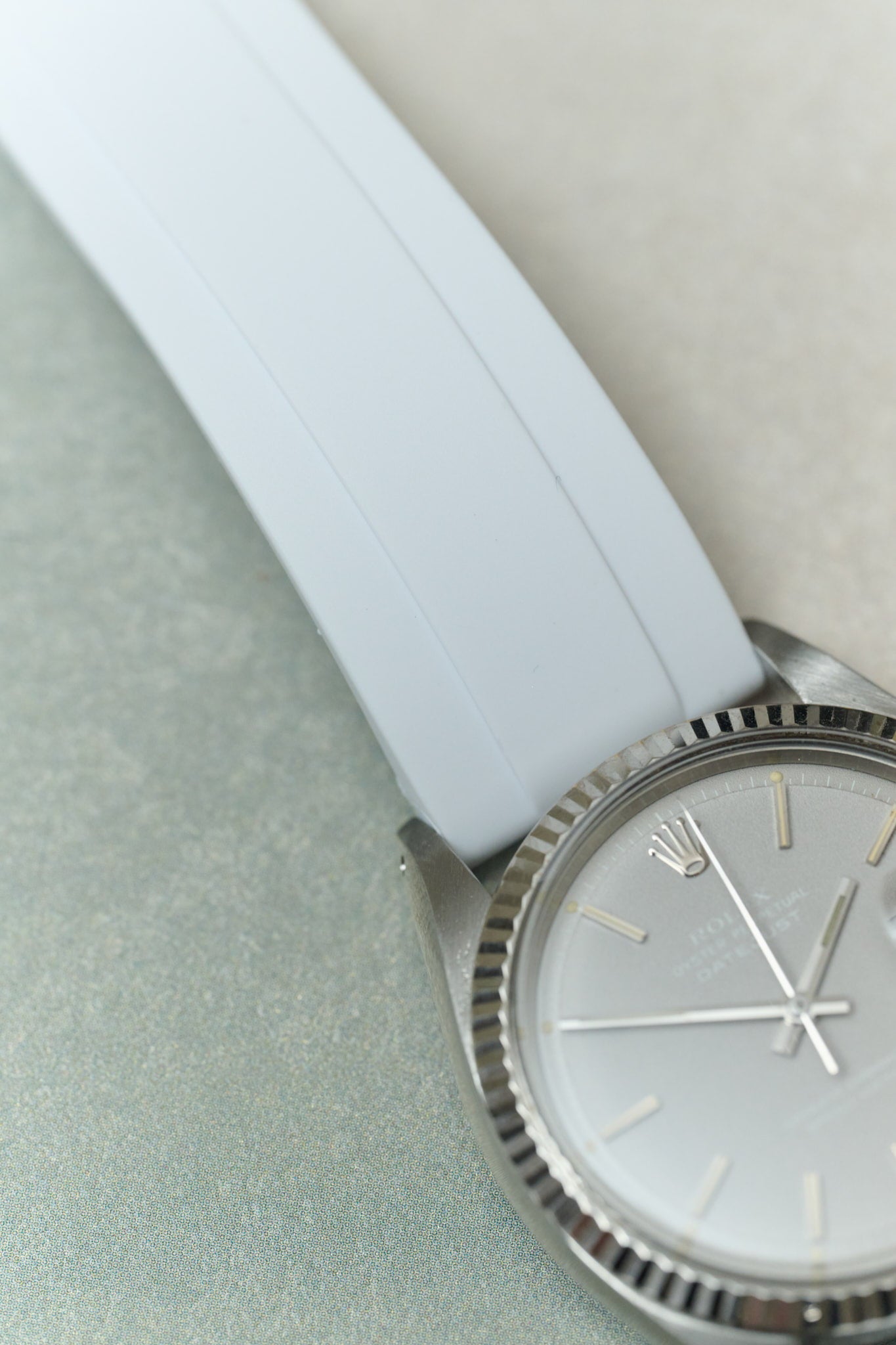 FKM Rubber Strap - White - The Strap Tailor