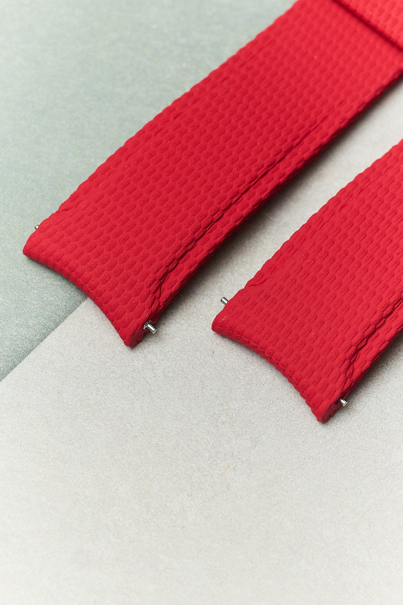 Curved Lug Rubber Strap - Red - The Strap Tailor