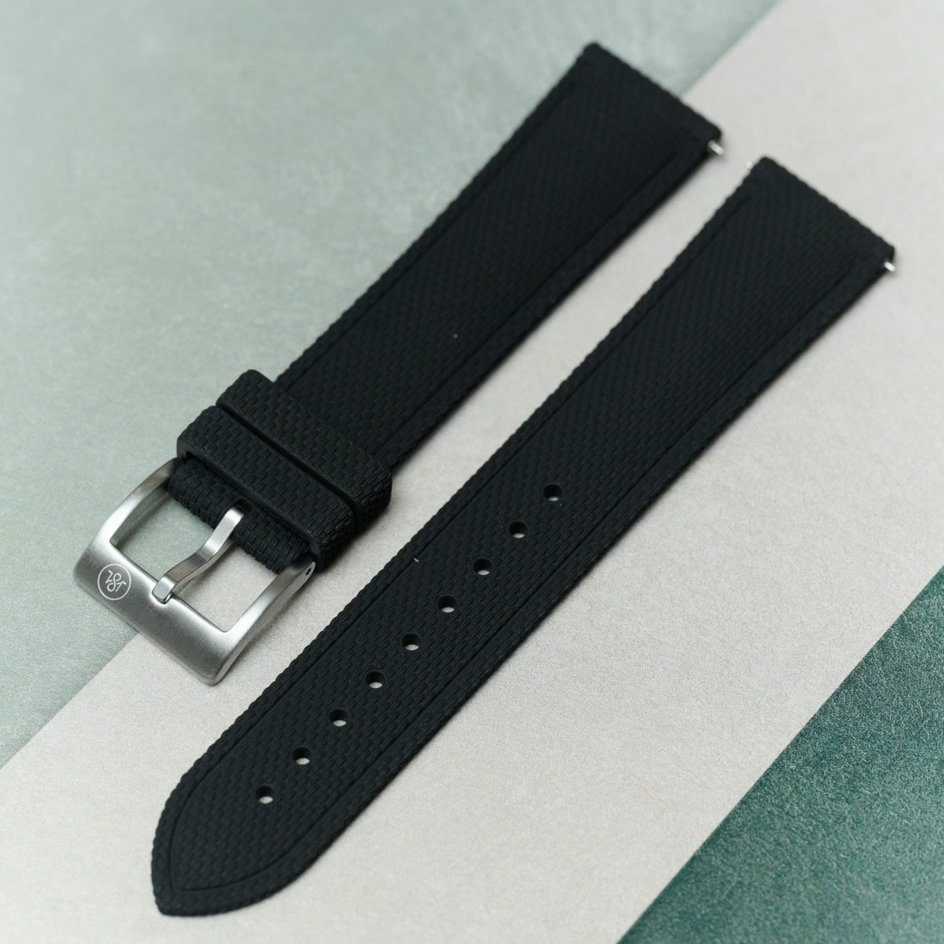 AquaFlex Rubber Classic Strap - Black - The Strap Tailor
