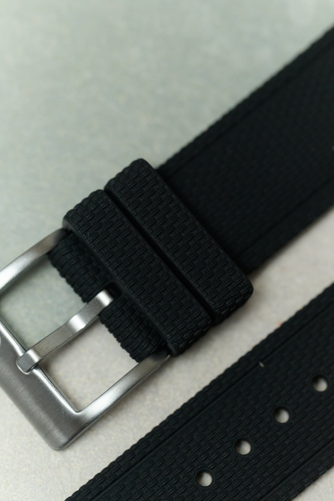 AquaFlex Rubber Classic Strap - Black - The Strap Tailor
