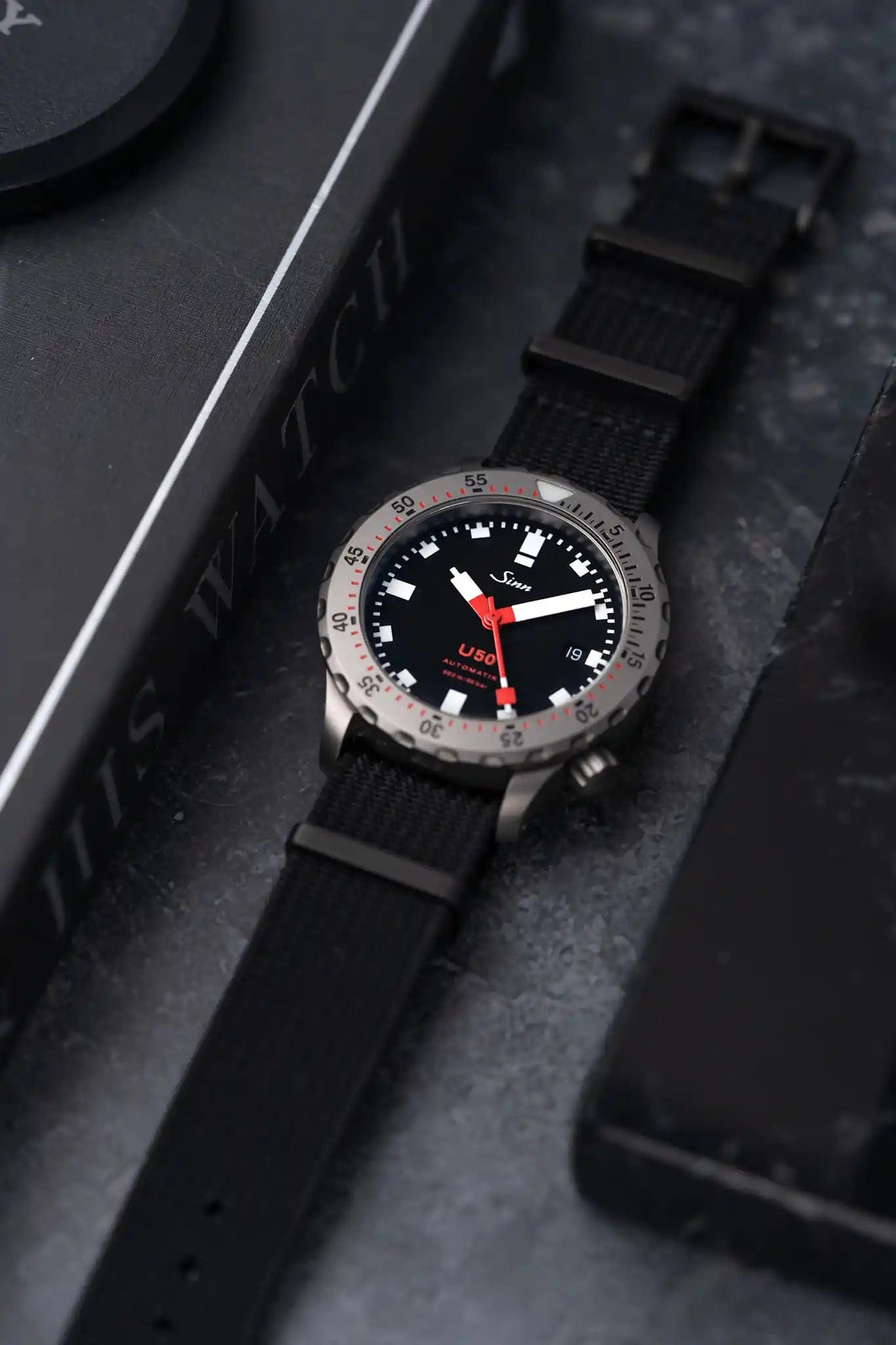 Ultra Ribbed Pvd Premium Ribbed Fabric Watch Strap - Black PVD – The Strap Tailor