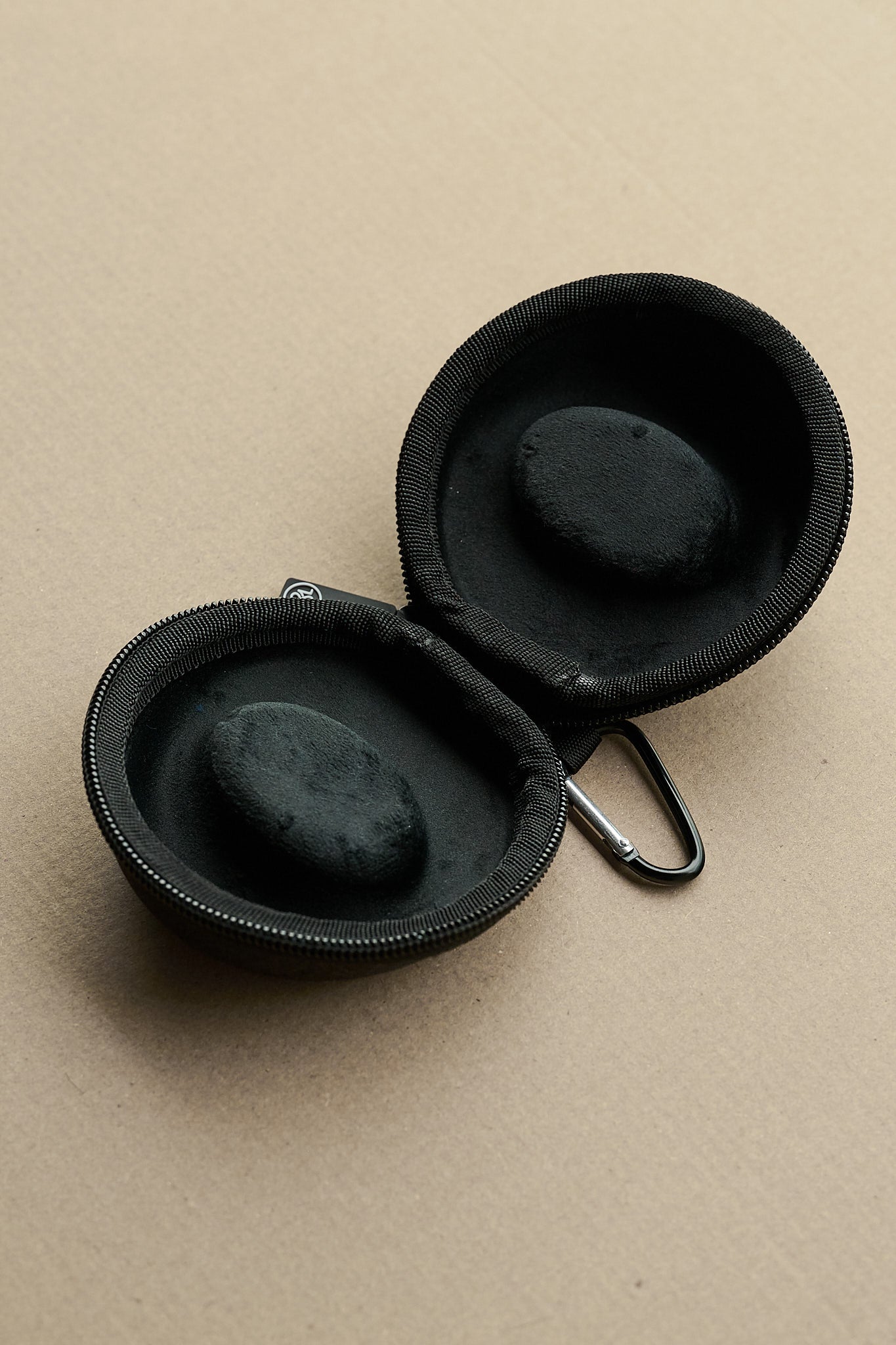 Bagel Watch Storage Case - Black - The Strap Tailor