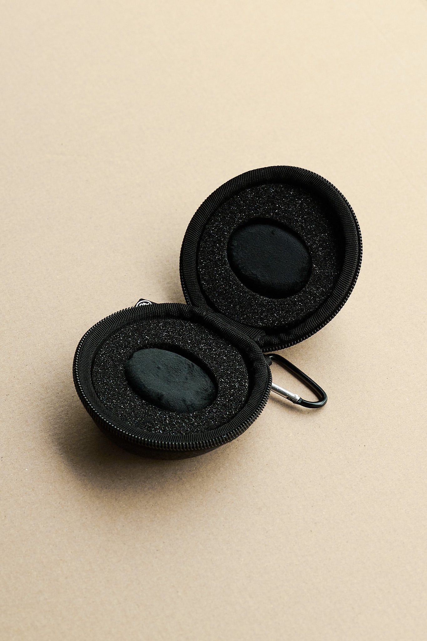 Bagel Watch Storage Case - Black - The Strap Tailor