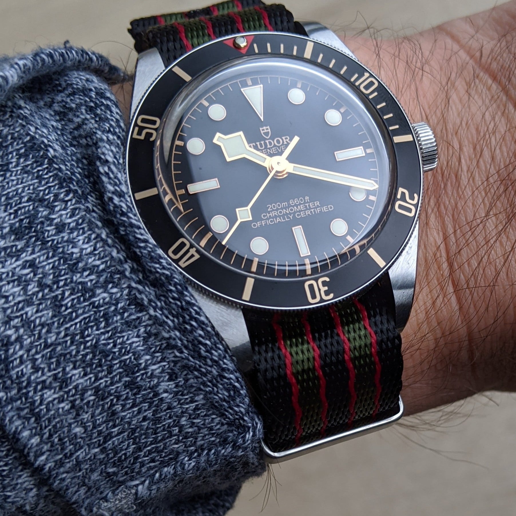 tudor-black-bay-58-bond-green-nato