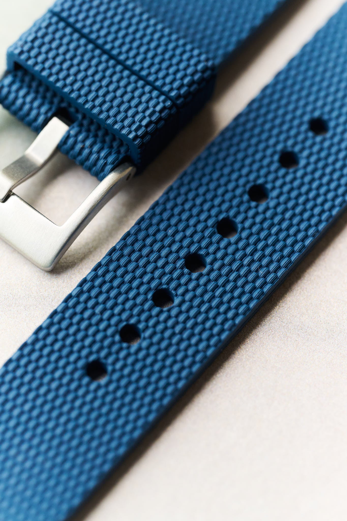 The Expedition Rubber Strap - Navy Blue - The Strap Tailor