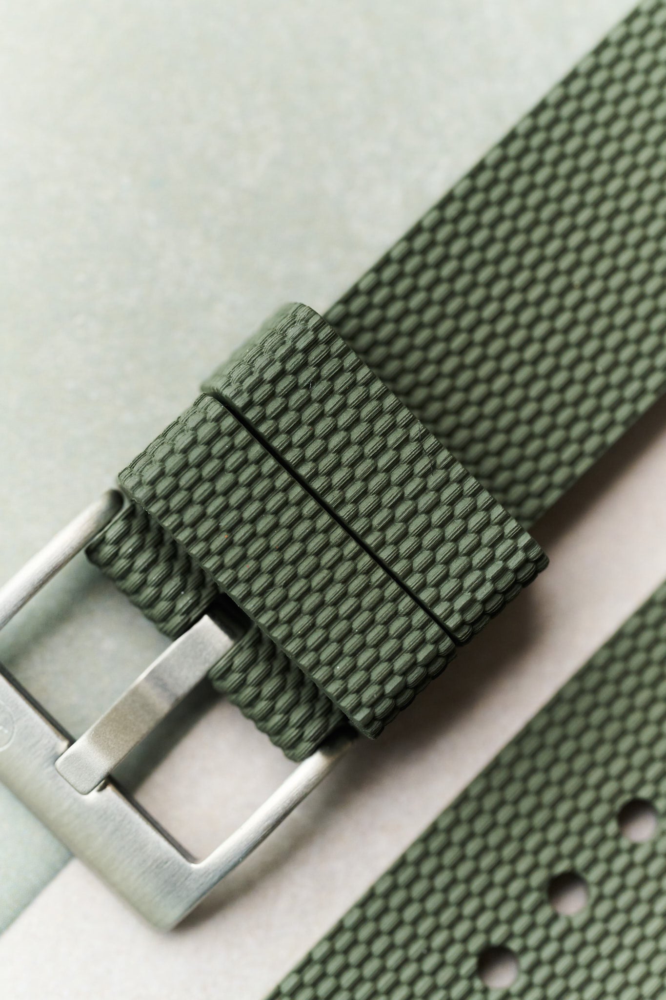 The Expedition Rubber Strap - Green - The Strap Tailor