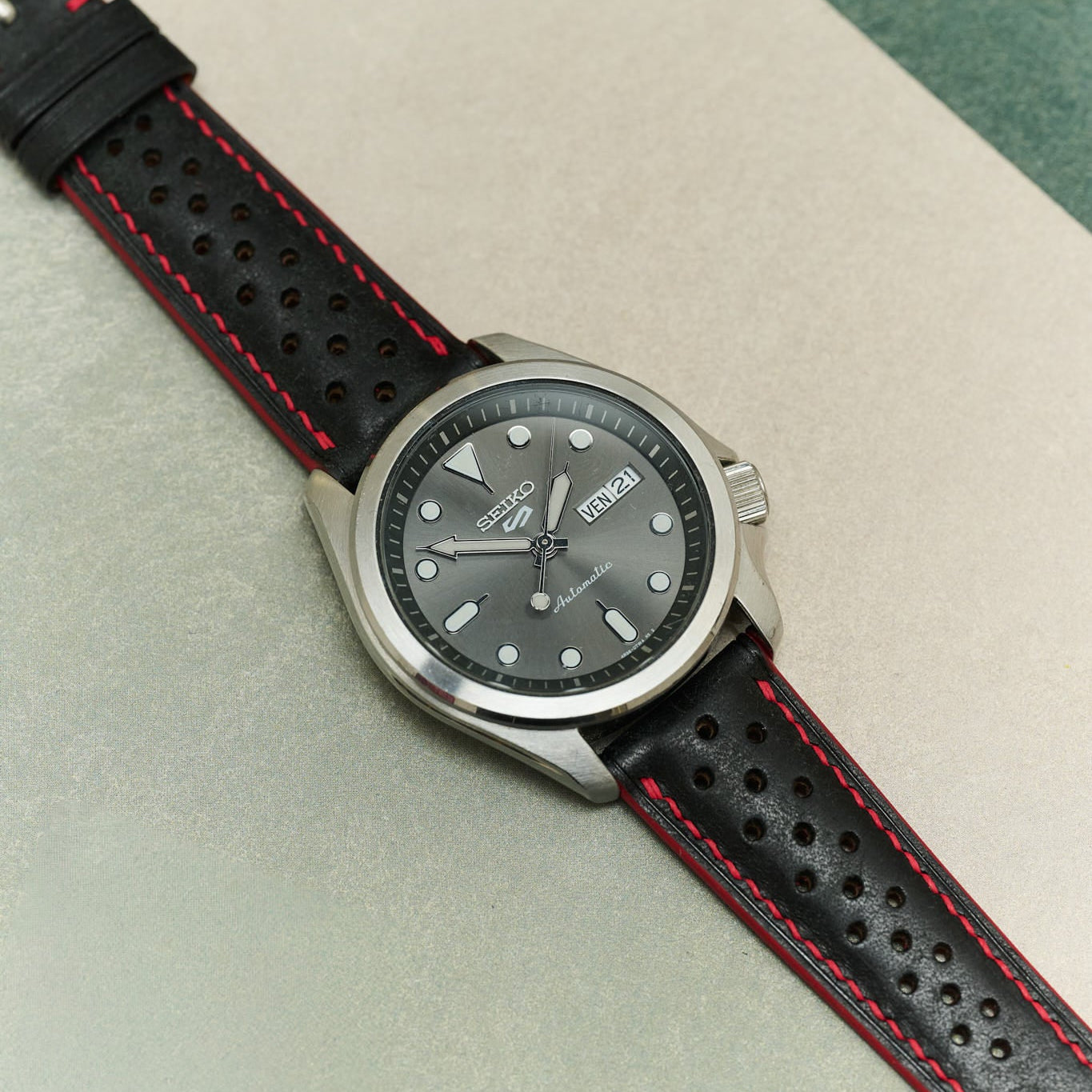 Pueblo Rally Watch Strap - Black & Red - RTW - The Strap Tailor