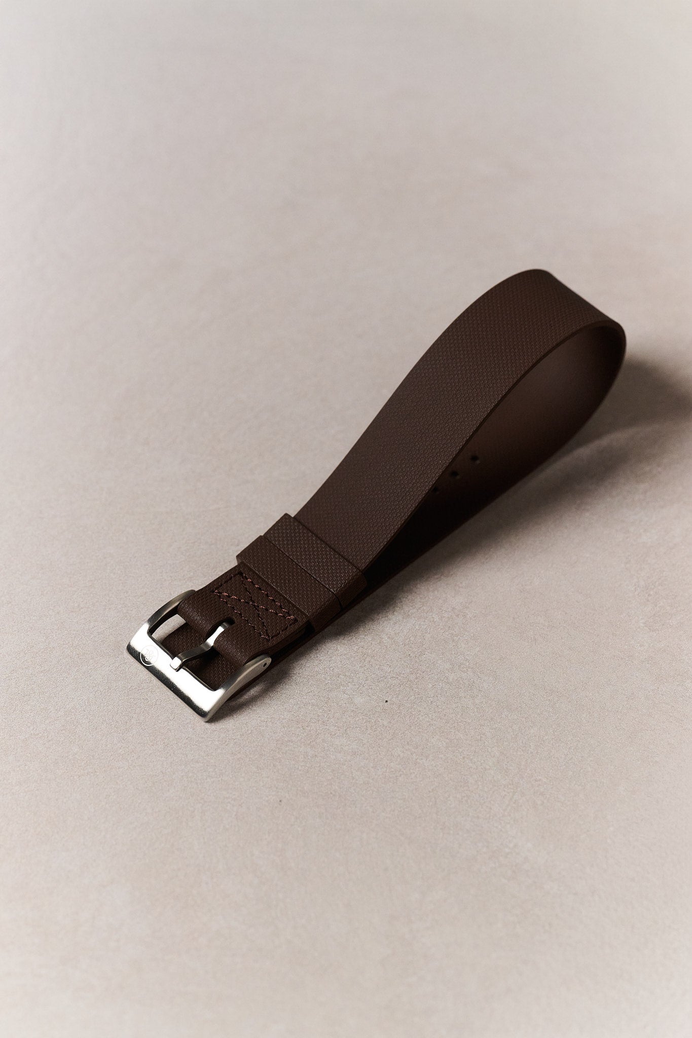 FKM Rubber One-Piece Dive Strap - Brown - The Strap Tailor