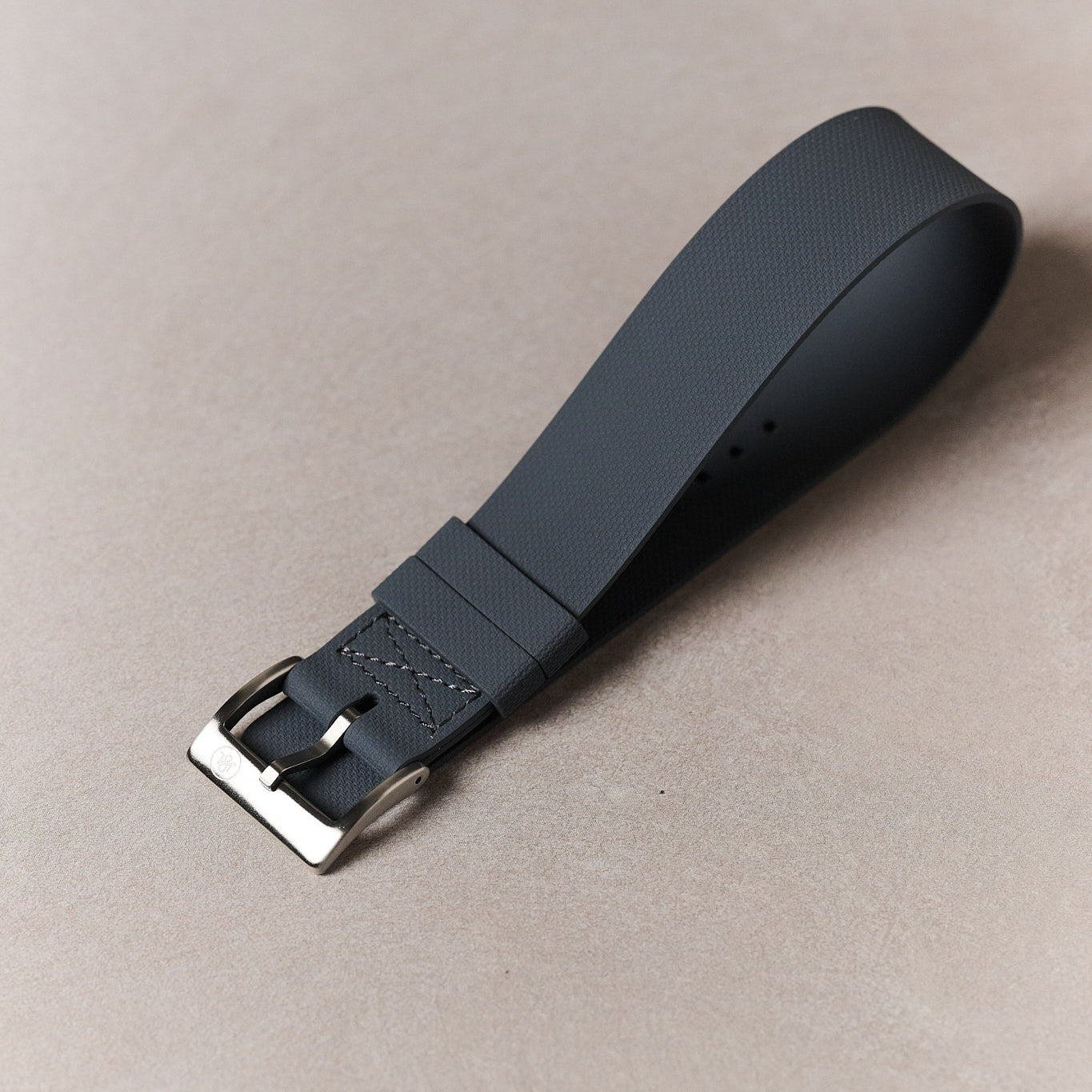 FKM Rubber One-Piece Dive Strap - Grey - The Strap Tailor