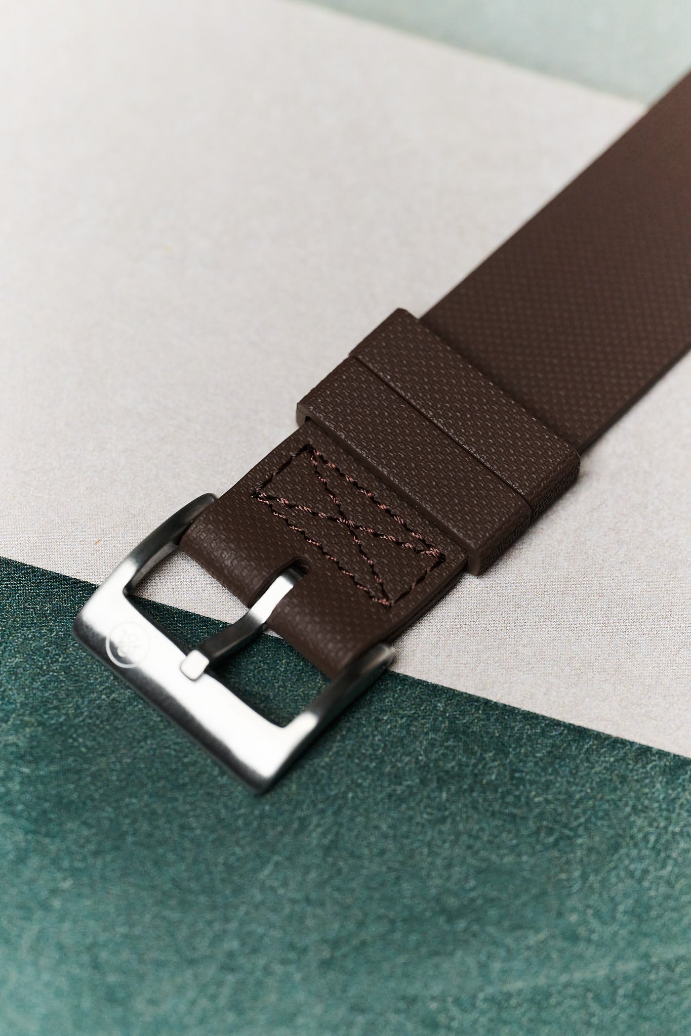 FKM Rubber One-Piece Dive Strap - Brown - The Strap Tailor