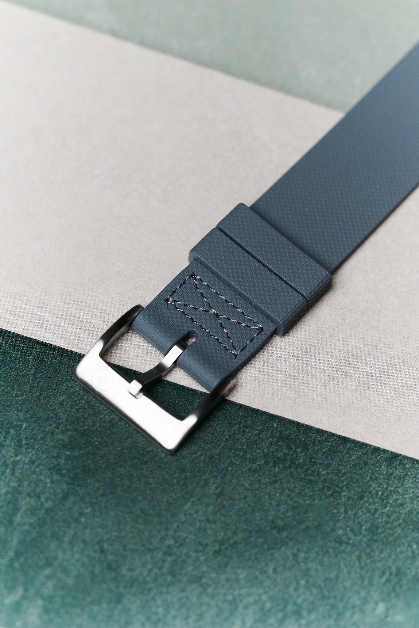 FKM Rubber One-Piece Dive Strap - Grey - The Strap Tailor