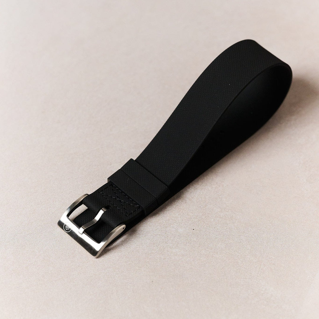 FKM Rubber One-Piece Dive Strap - Black – The Strap Tailor