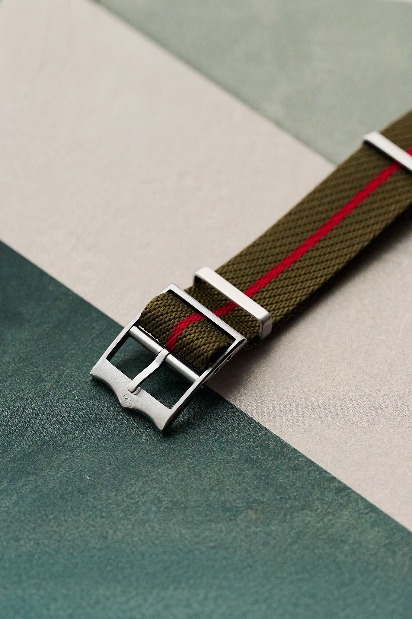 Woven Nylon Single Pass Strap - Olive & Red - The Strap Tailor