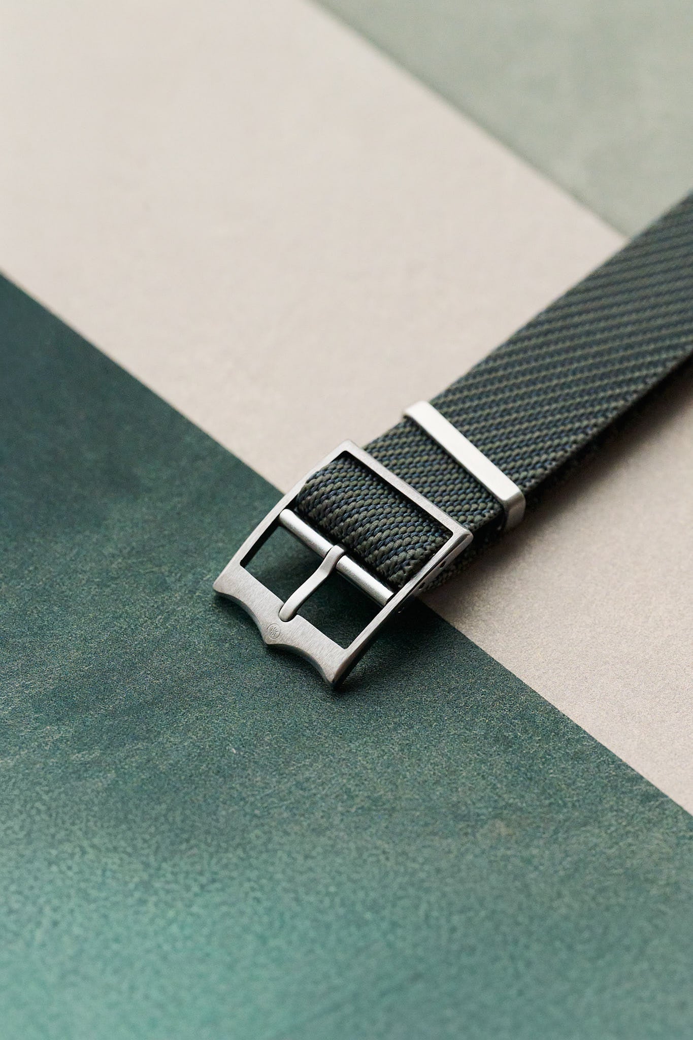 Woven Nylon Single Pass Strap - Dark Grey - The Strap Tailor