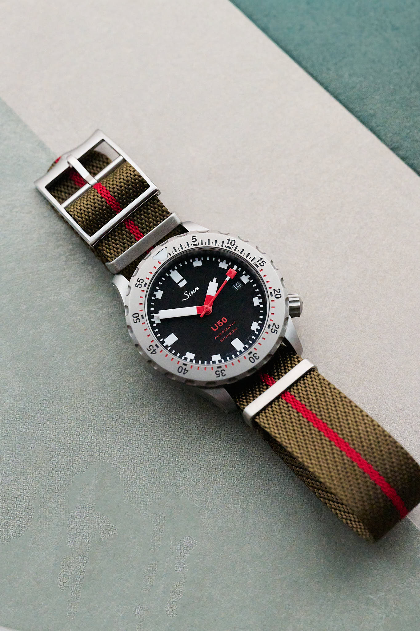 Woven Nylon Single Pass Strap - Olive & Red - The Strap Tailor