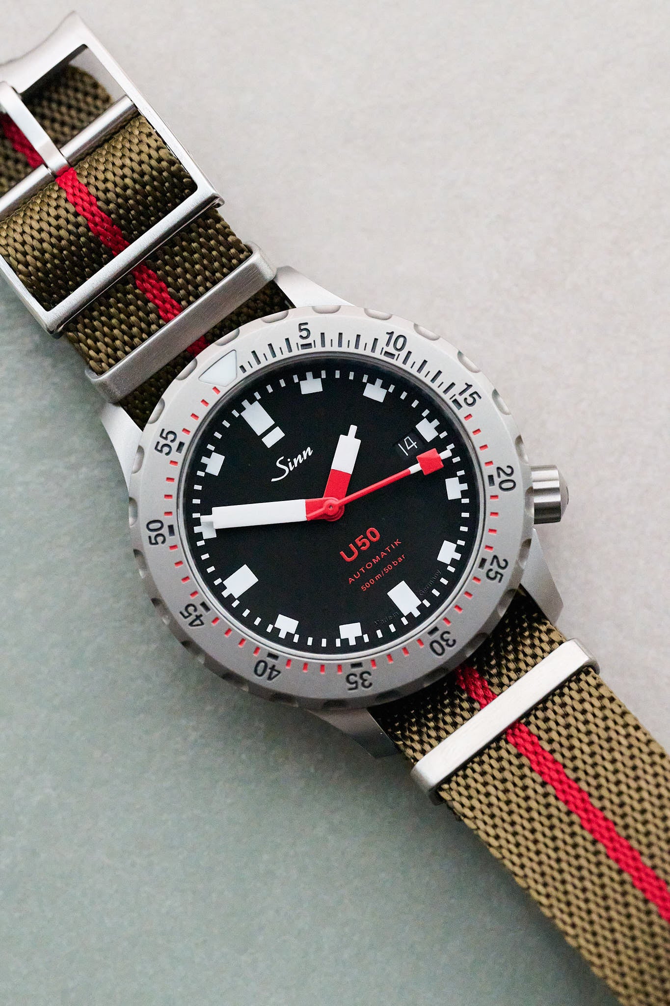 Woven Nylon Single Pass Strap - Olive & Red - The Strap Tailor