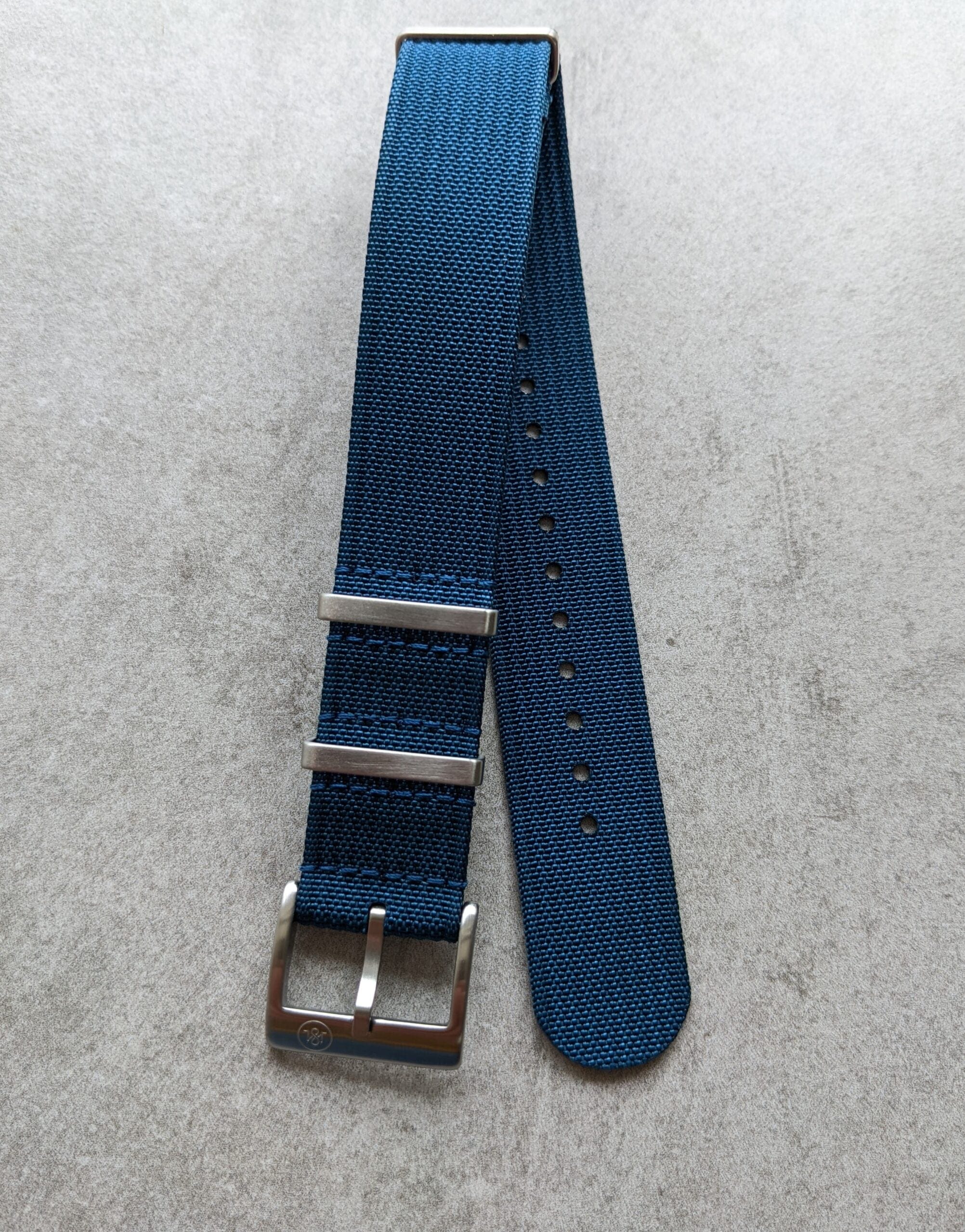 blue-ribbed-nato-watch-strap