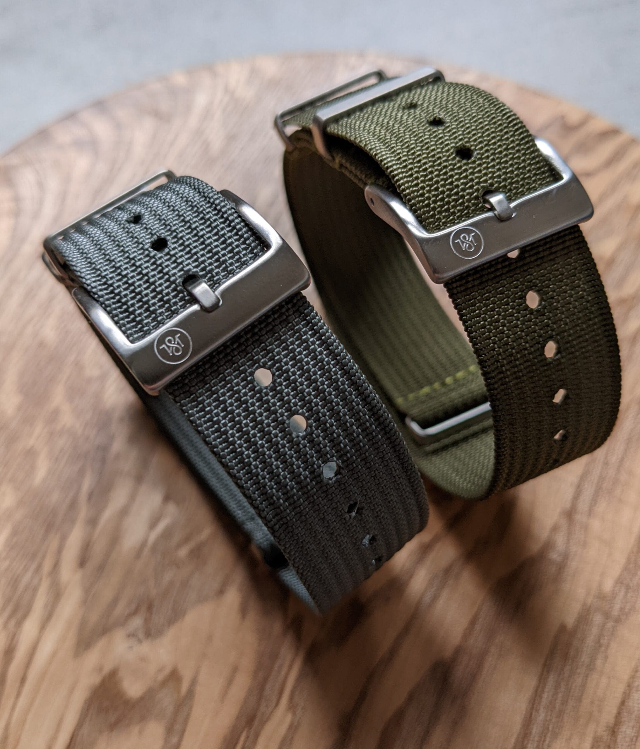 ribbed-nato-watch-straps